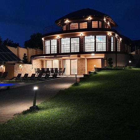 Royal Villa Кестхей Экстерьер фото