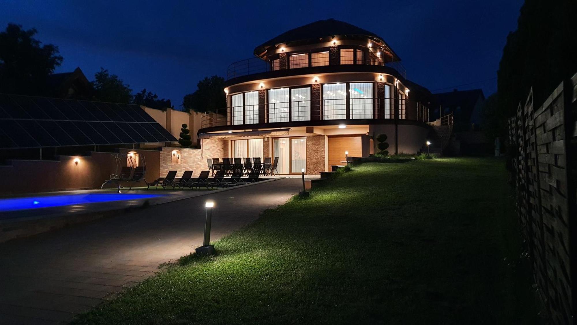 Royal Villa Кестхей Экстерьер фото